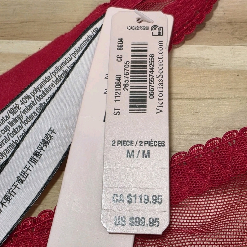 Victoria’s Secret Size M Red White Lightly Lined Lace Apron Lingerie Teddy - Picture 12 of 12